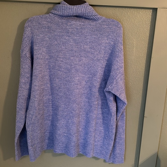 Turtle Neck Sweater - Picture 4 of 5